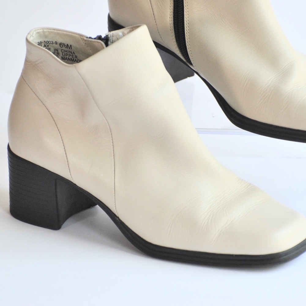 Size 6.5M  Chadwick's  Women  Boots